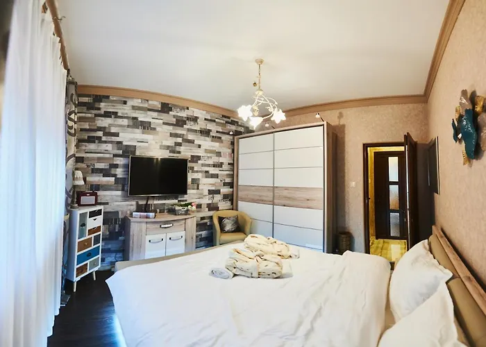 Alpremira Apartment *