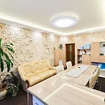 Alpremira Βάρνα