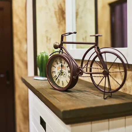 דירה Alpremira וארנה